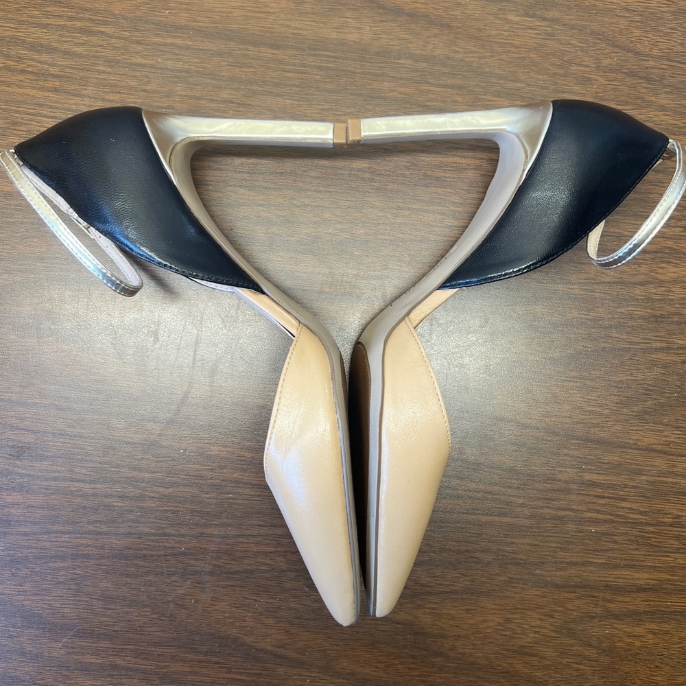 Nine West ‘Camelle’ Two-tone Leather Black/Tan Ankle Strap Heels - Size 6